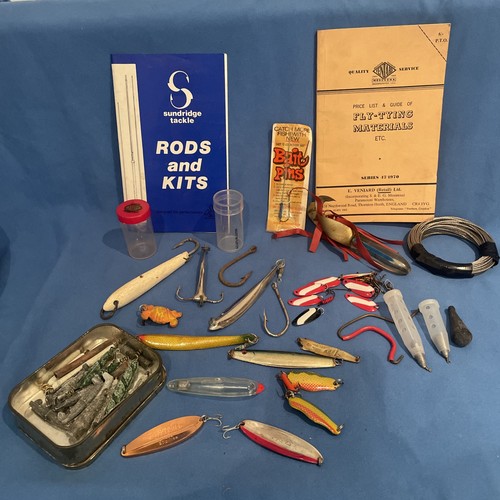 Fishing lures hooks - hooks,, weights