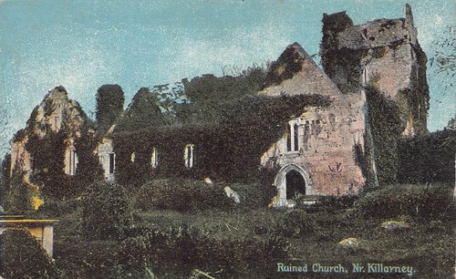 Postcard ruined church - -,
