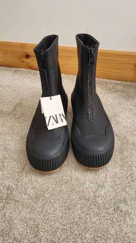 Zara black rubber boots size - zara,