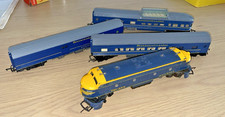 TRIANG OO Gauge BLUE