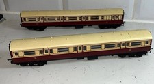 OO gauge NEAR MINT 2x Tri-ang Hornby LMS Brake Coach Caledonian Style R428 R427