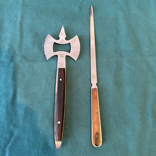 Vtg decorative metal battle - metal,