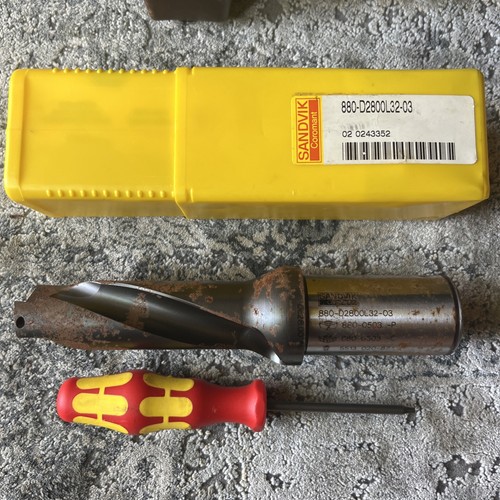 Sandvik 28mm 880 u drill - 880,