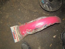 pink front fender bultaco