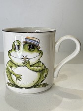 VTG Green Frog Straw Boater Back to Front Ceramic Tea Cul/Coffee Mug Arthur Wood