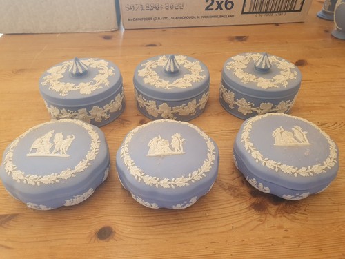 Vintage wedgewood blue - vintage, large