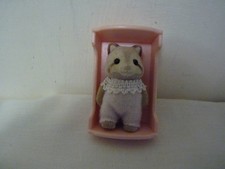 SYLVANIAN FAMILIES VINTAGE MULBERRY RACOON BABY GIRL IN ORIGINAL CLOTHING