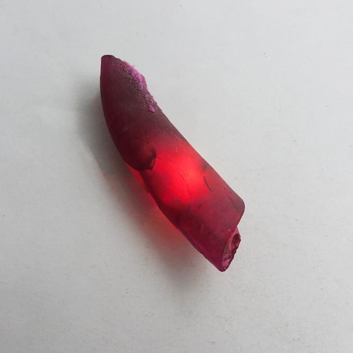 Carat natural uncut red - 71.40,