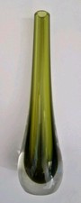 VINTAGE CAITHNESS MOSS GLASS GREEN STROMA TEARDROP BUD VASE 1960s.