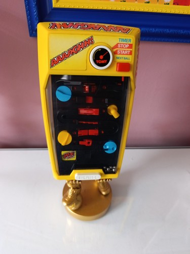 Tomy aaaaghh game - game, yellow