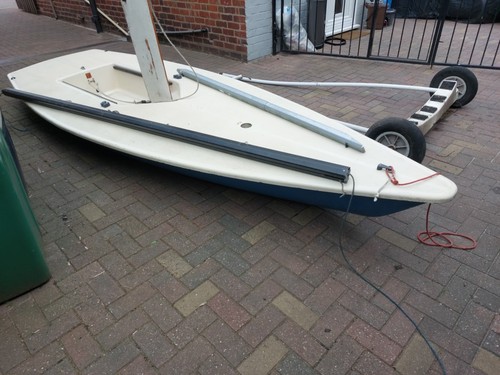 2010 dinghy sailing boat - 2010,