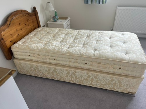 Spring single divan bed - single,