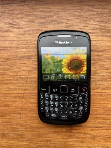 Blackberry curve 8520 - curve, unlocked