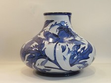 MOORCROFT POTTERY FLORIAN STYLE VASE DECORATED IN 'PEONY' PATTERN - 1989