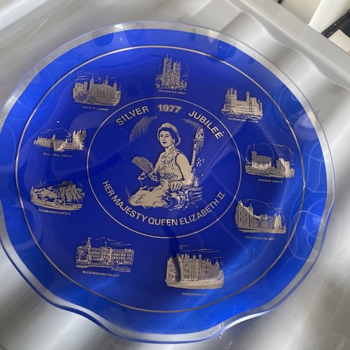 Vintage 1977 queen elizabeth - queen,