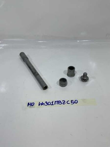 Front wheel axle front wheel