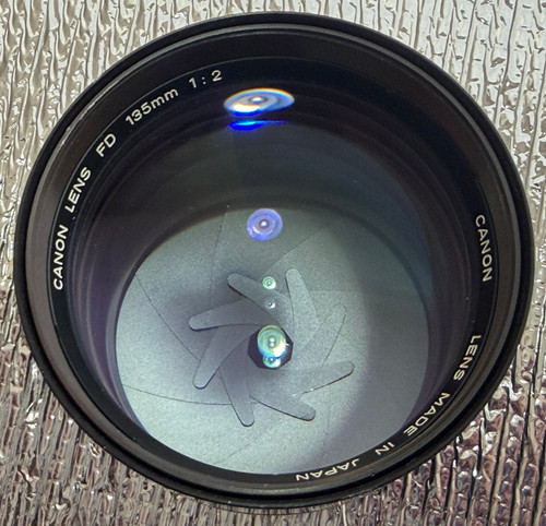Canon 135mm fast lens - 135mm, f2