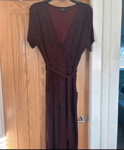 Editors cut burgundy black - cut, burgundy/black
