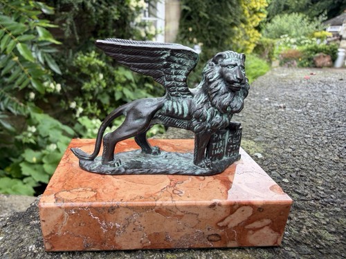 Antique grand tour bronze lion - grand,