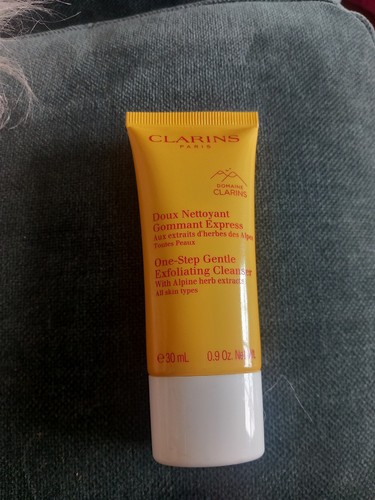 Clarins one step gentle - clarins,