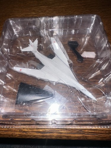 Tupolev 160 die cast - tu,