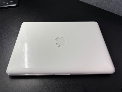 Apple macbook inch mid - macbook,