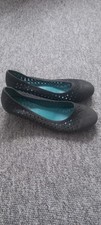 Mosholu shoes size 6