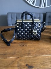 Gorgeous Statement Piece by