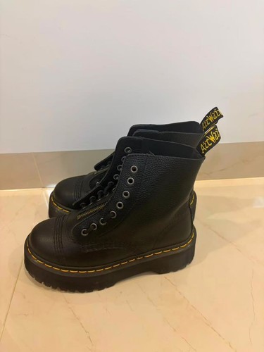 Martens women size 4 - martens, women's