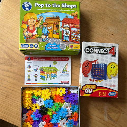 Pop the shops connect 4 - shops,,