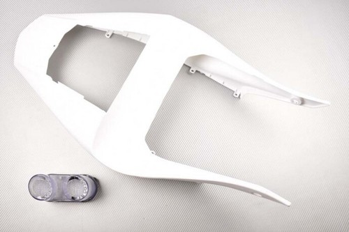 Upainted rear tail - upainted,