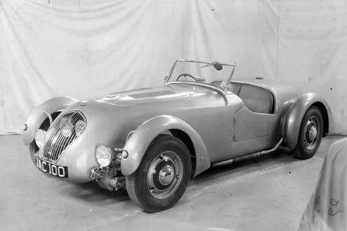 Healey silverstone 1949 - silverstone,