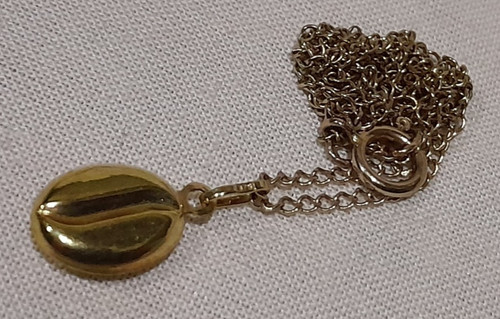 9ct yellow gold coffee bean - ***9ct,