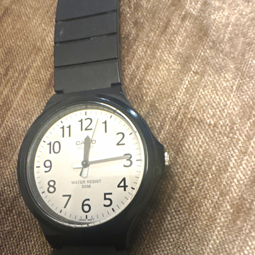 Casio 240 quartz analogue - casio, mw-240