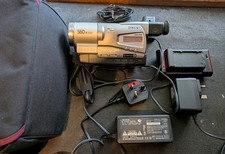 SONY CCD-TR728E Tape CAMCORDER