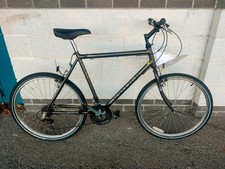 Raleigh North Cape hybrid bike