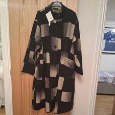 NESLAY SMART BLACK AND GREY