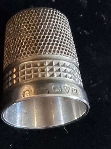 Silver thimble fabulous item - silver,