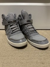Size 10.5 - adidas AR 2.0 Gray