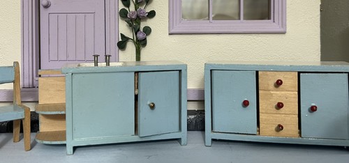 Twiggs vintage dolls house - vintage,