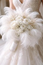 Luxury white feather & rose 