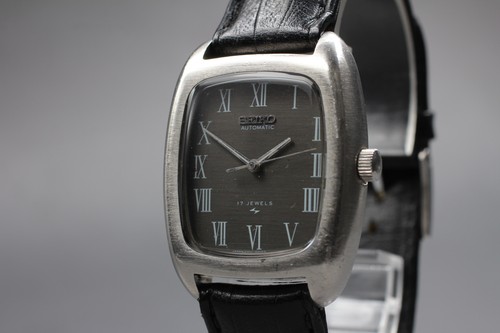 Vintage 1971 seiko chariot - vintage,
