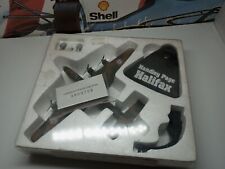 ATLAS - HANDLEY PAGE HALIFAX - 1/144 SCALE MODEL WW2 AEROPLANE
