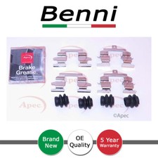 Brake Pads Fitting Kit Rear