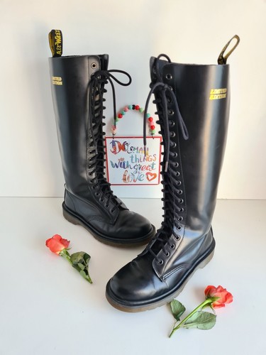 Martens hole knee high - dr,