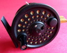 A GOOD VINTAGE SCIENTIFIC ANGLERS SYSTEM 2 67L (6/7#) 3" TROUT FLY REEL