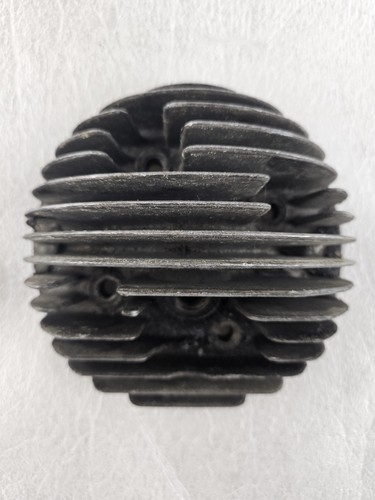Vespa 125 cylinder head - ,