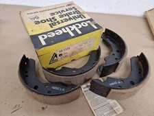 FORD TRANSIT Mk2 VAN 125, 130 (1977-1985) LOCKHEED NOS REAR BRAKE SHOES (KB1225)
