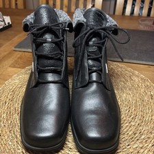Gabor Size 5 Women’s Black Leather Boots Very Good Condition