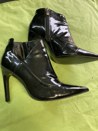 Black patent ankle boots - boots, size